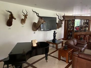 RESIDENCIA EN VENTA EN SAN CARLOS METEPEC