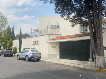 RESIDENCIA EN VENTA EN SAN CARLOS METEPEC
