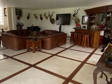RESIDENCIA EN VENTA EN SAN CARLOS METEPEC