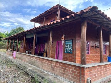 CASA CAMPESTRE EN FILANDIA