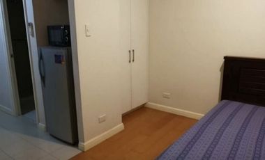 Condominium 1 Bedroom: 1BR Condo For Sale in One Rockwell East Tower Rockwell Makati City