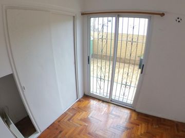 Departamento 3 Amb Al Frente con Gran Terraza