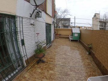 Departamento 3 Amb Al Frente con Gran Terraza