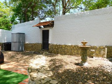 casa campestre en arriendo/venta en pradomar. Cod V85157