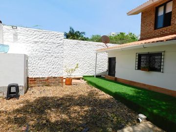 casa campestre en arriendo/venta en pradomar. Cod V85157