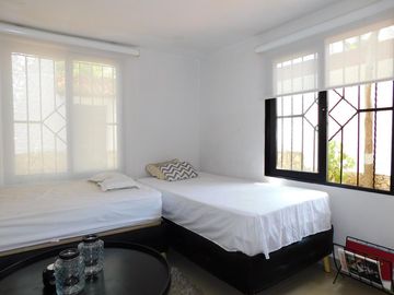 casa campestre en arriendo/venta en pradomar. Cod V85157