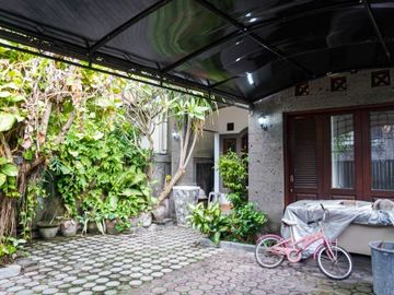 FULL FURNISHED! RUMAH SEMI VILLA JALAN LEBAR 10 MENIT CANGGU