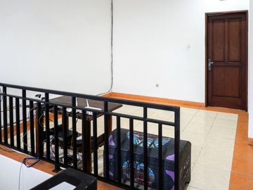 FULL FURNISHED! RUMAH SEMI VILLA JALAN LEBAR 10 MENIT CANGGU