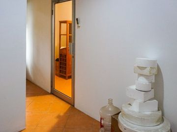 FULL FURNISHED! RUMAH SEMI VILLA JALAN LEBAR 10 MENIT CANGGU