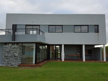 Casa en Venta en El Cantón, Escobar, G.B.A. Zona Norte, Argentina