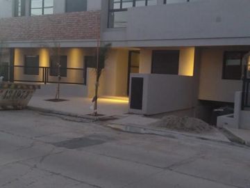 HERMOSO DEPARTAMENTO EN COMPLEJO  BARRIO SANTA RITA