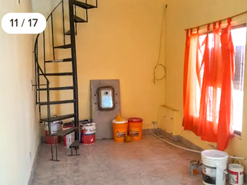 OPORTUNIDAD - CASA  CON DOS DORMITORIOS CON BUEN FONDO MAS UN DEPARTAMENTO-GRAL RODRIGUEZ GENTRO