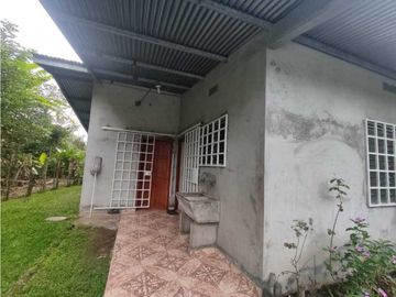 VENDO CASA DE 2HAB Y 809M2 BUGABA