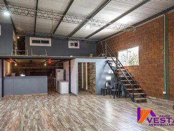 Oportunidad Venta 5 Departamentos + Salon De Fiesta Ideal