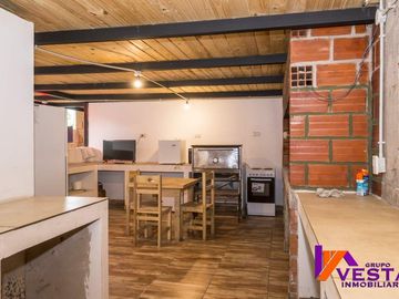 Oportunidad Venta 5 Departamentos + Salon De Fiesta Ideal