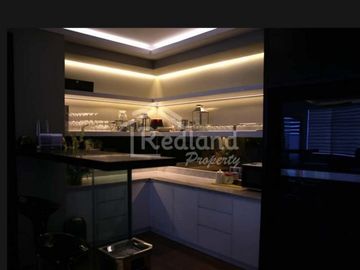 Jual Ruang Usaha di Gedung Suara Merdeka lt 11 ( Yl 3444)