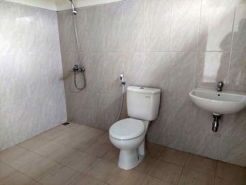 Rumah Mewah dan Strategis di Awana Townhouse