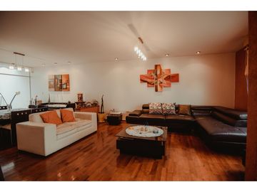 VENDO LINDA CASA EN URB EL GOLF CON VISTA  A CANCHA DE GOLF