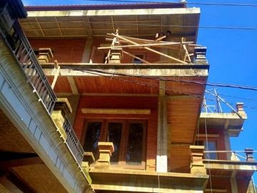 DIJUAL HOTEL MURAH 3 LANTAI LAHAN LUAS DI KELIKI UBUD