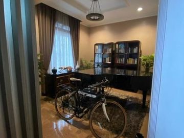 8 Bedroom House for sale