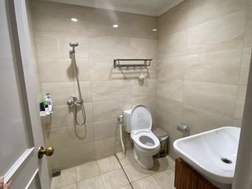 8 Bedroom House for sale