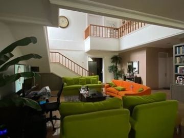 8 Bedroom House for sale