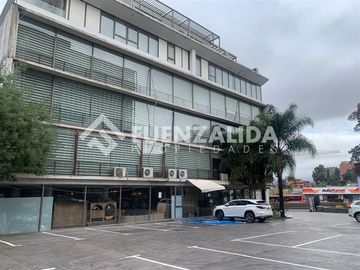 Edificio Comercial en venta en Las Condes con Estoril