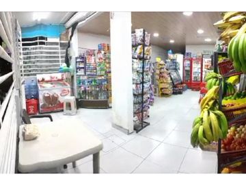 ¡Se Vende casa con negocio en el Barrio Santa Isabel!
