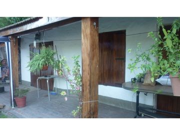 IMPORTANTE Y HERMOSA CASA CLSICA EN BENAVIDEZ
