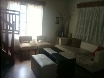 IMPORTANTE Y HERMOSA CASA CLSICA EN BENAVIDEZ