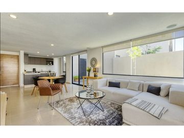 CASA EN VENTA DE UN PISO EN ZARU FTE A ZAKIA EL MARQUES QUERETARO GAA