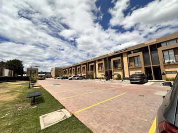 casa en venta en bojaca. Cod V5300