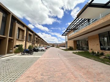 casa en venta en bojaca. Cod V5300