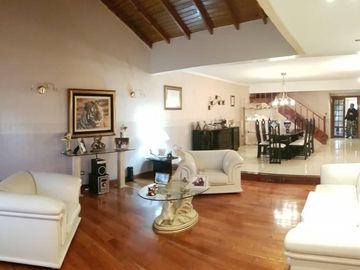 Chalet en Venta Ramos Mejia / La Matanza (A004 3293)
