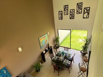 Casa en venta para entrega inmediata en Conkal.