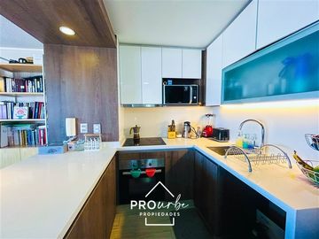 Departamento en venta de 2 dorm. 2 baños en Providencia