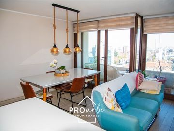 Departamento en venta de 2 dorm. 2 baños en Providencia