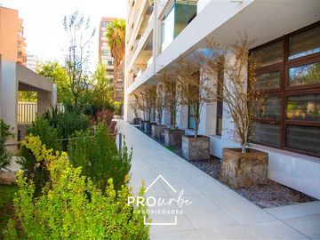 Departamento en venta de 2 dorm. 2 baños en Providencia