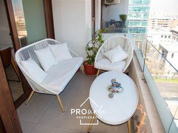 Departamento en venta de 2 dorm. 2 baños en Providencia