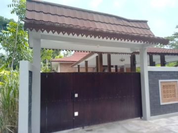 Puri praweswari, joglo klasik dan vintage MEWAH