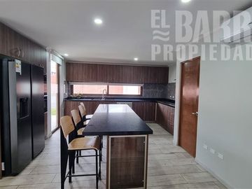 Casa en Venta en Chicureo / Piedra Roja