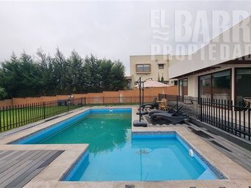 Casa en Venta en Chicureo / Piedra Roja