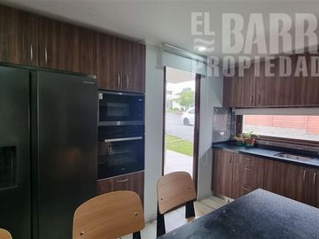 Casa en Venta en Chicureo / Piedra Roja