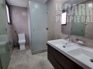 Casa en Venta en Chicureo / Piedra Roja