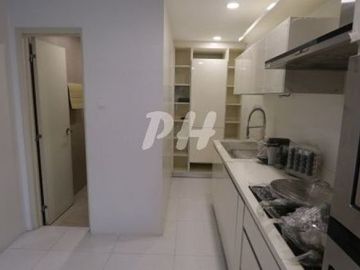 Luxury Townhouse In Fairview near Commonwealth Avenue PH995