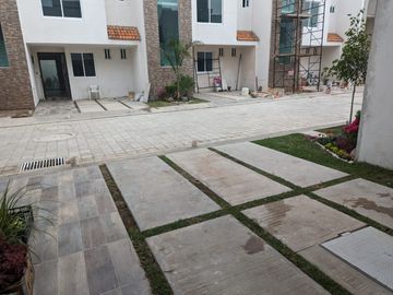 CASAS EN VENTA EN CONJUNTO CERRADO, SALIDA A FORJADORES Y PERIFERICO