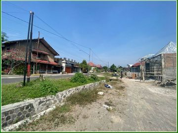 Jual Kavling Luas 154 m2 Mangku Aspal di Kokosan Sleman