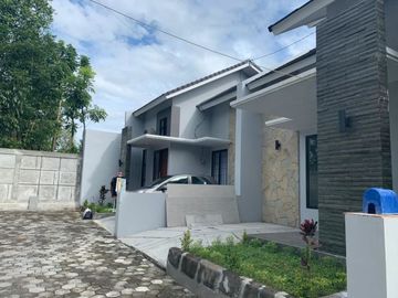 RUMAH SIAP HUNI DEKAT KAWASAN WISATA CANDI SAMBISARI