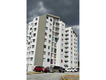 VENTA RAPIDA APARTAMENTO PLANTA BAJA EN PH VISTAS DEL ROCIO  3 REC