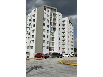 VENTA RAPIDA APARTAMENTO PLANTA BAJA EN PH VISTAS DEL ROCIO  3 REC